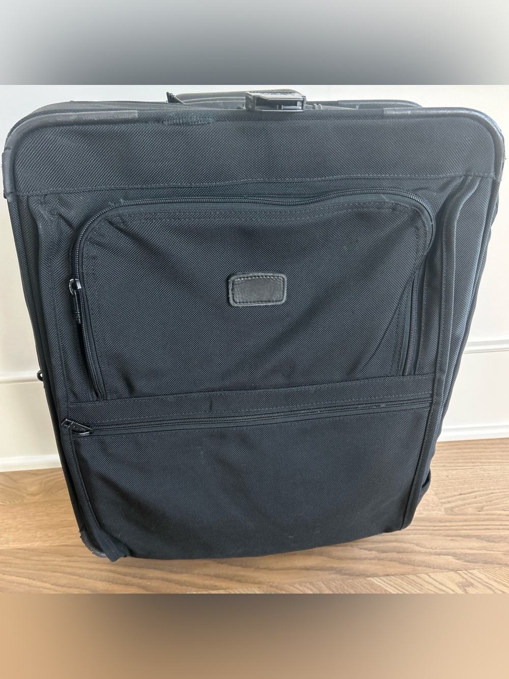 Tumi Alpha Extended Trip 2 Wheeled Garment Bag/Suitcase Ballistic Black